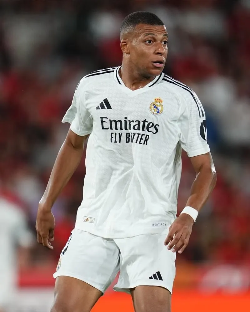 Image: La presse espagnole détruit Kylian Mbappé