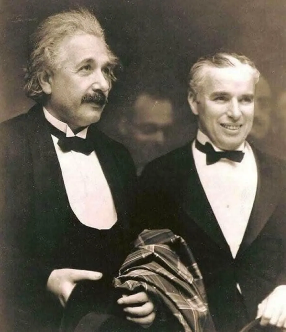 Image: Einstein and Charlot again...