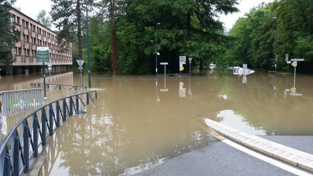 Image: Data centers de l'ISPL inondés