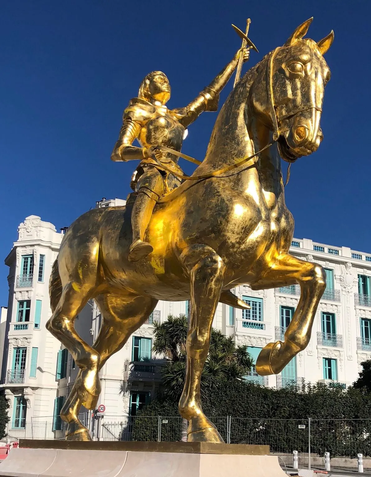 Image: La statue de Jeanne d’Arc va être déboulonnée