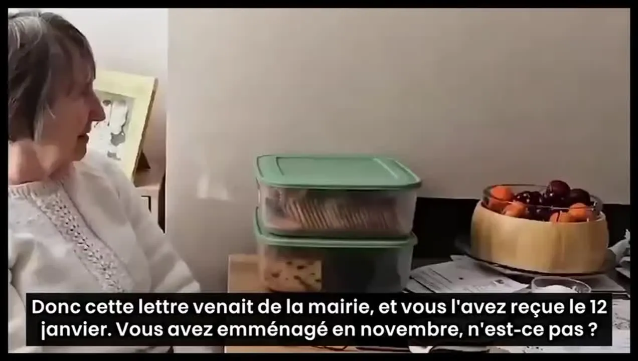 Image: Expulsée de chez elle pour accueillir des migrants