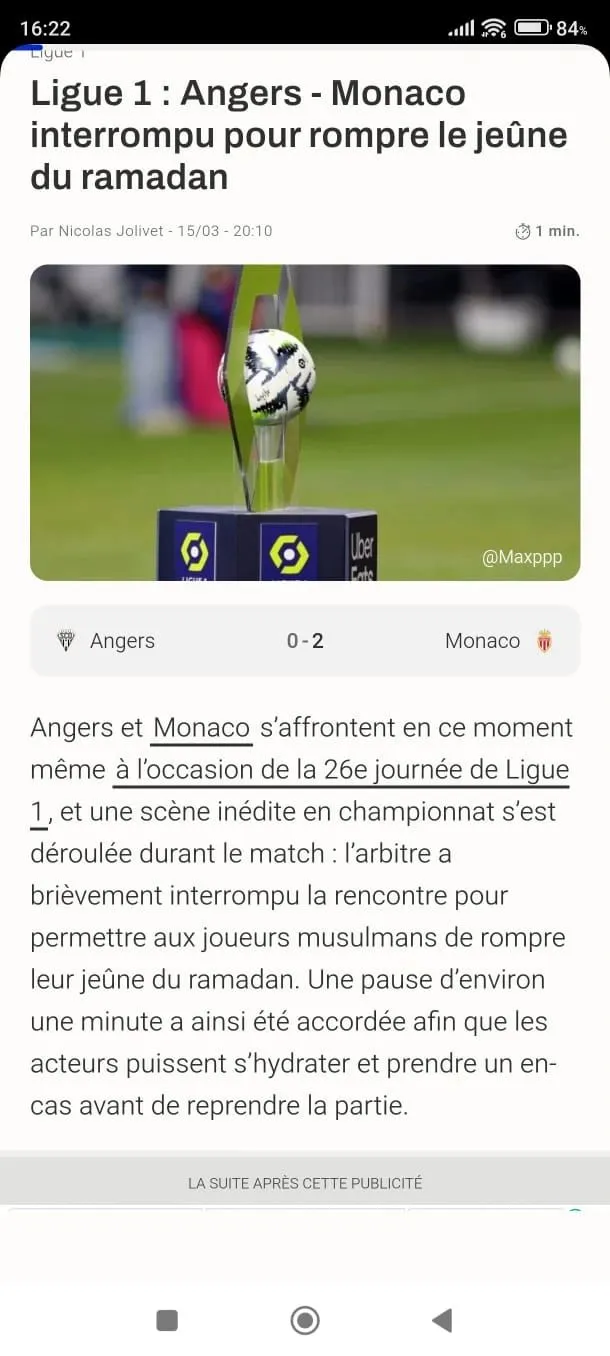 Image: Match de foot interrompu pour rompre le jeûne du Ramadan