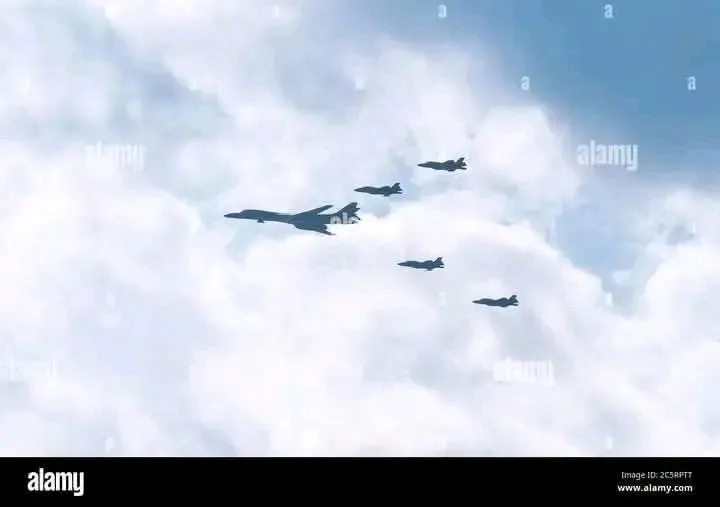 Image: Un président escorté par des avions de chasse