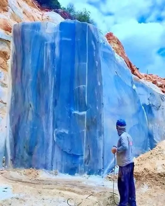 Image: Marbre bleu naturel du Brésil
