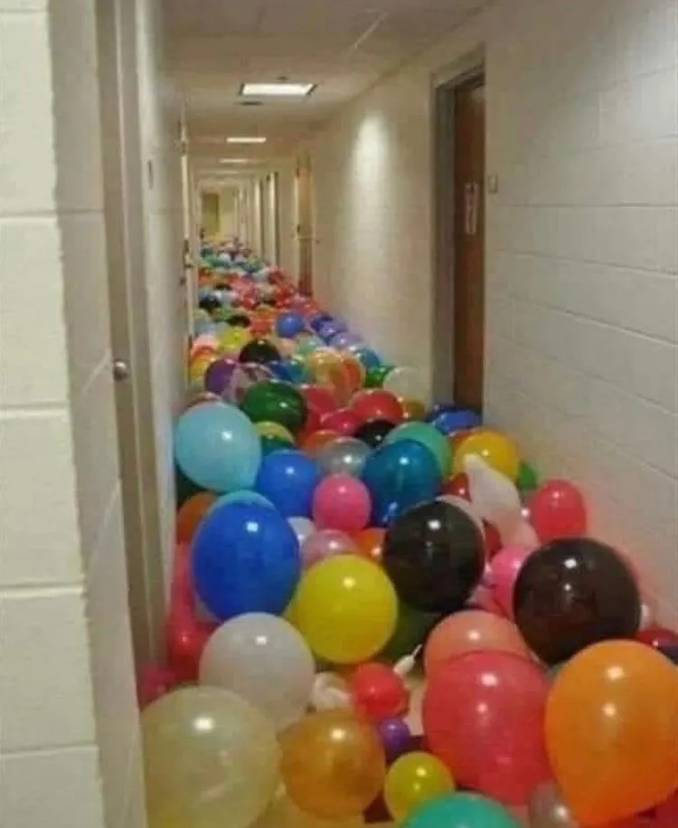 Image: Le prof et les ballons