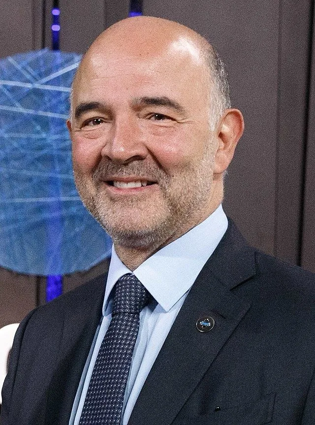 Image: Le salaire aberrant de Pierre Moscovici