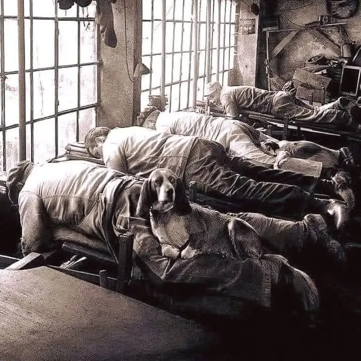 Image: Photo des tailleurs de couteaux en 1902