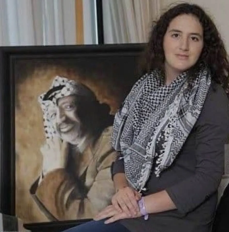Image: Zahwa Arafat, milliardaire et réfugiée en France