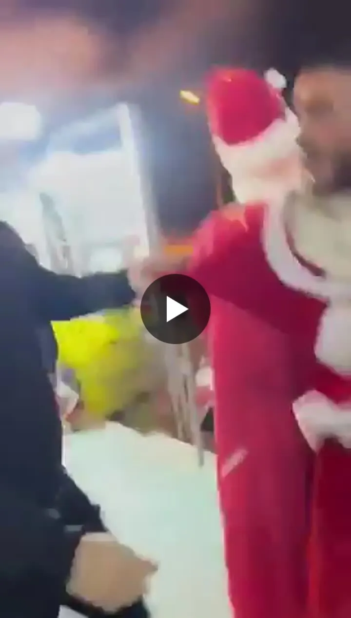 Image: Le Père Noël est interdit en Israël